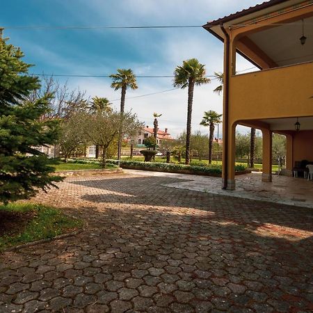 Apartment Villa Olga 포레치 외부 사진